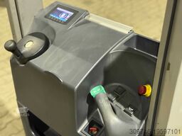 Jungheinrich Elektro Kommissionierer - 2.400mm Gabeln - Service Neu