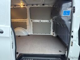 Mercedes-Benz VITO 116 NEUES MODELL AUTOM AHK 2,5t KAM NAVI