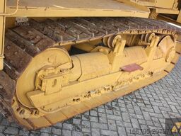 Caterpillar D6E Fuel tanker