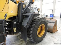 Komatsu WA250