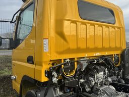 Fuso CANTER 6C18 4X4 Fahrgestell