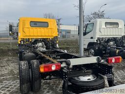 Fuso CANTER 6C18 4X4 Fahrgestell