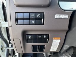 Fuso CANTER 6C18 4X4 Fahrgestell