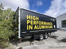 Fliegl TPS135 13,5 t Tandemplanenanhänger, neuwertig