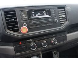 VOLKSWAGEN Crafter Pritsche 35 DOKA mittellang FWD