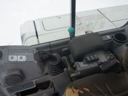 TAKEUCHI TB250 Minibagger Monoausleger 4.965Kg