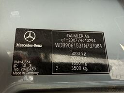 Mercedes-Benz Sprinter 516 Kran Fassi F40