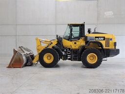 KOMATSU WA320