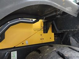 KOMATSU WA320