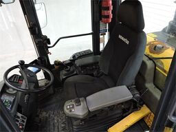 KOMATSU WA320