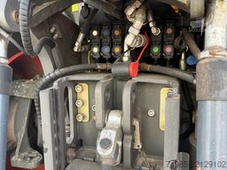 CLAAS Xerion 4200 Saddle Trac