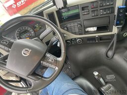 VOLVO FL 250