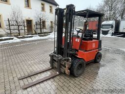 Desta DESTA DV25A Frontstapler Diesel Standard 2250kg