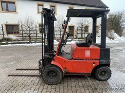 Desta DESTA DV25A Frontstapler Diesel Standard 2250kg