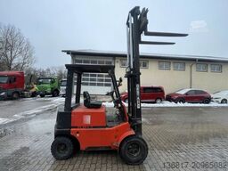 Desta DESTA DV25A Frontstapler Diesel Standard 2250kg