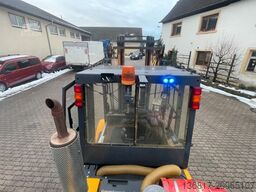 JUNGHEINRICH TFG680 Duplex Gasstapler Seitensch. hydr. Zinken