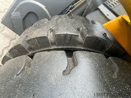 JUNGHEINRICH TFG680 Duplex Gasstapler Seitensch. hydr. Zinken