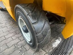 JUNGHEINRICH TFG680 Duplex Gasstapler Seitensch. hydr. Zinken