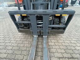 JUNGHEINRICH TFG680 Duplex Gasstapler Seitensch. hydr. Zinken