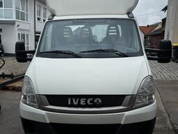 Iveco 35C18 Minisattel