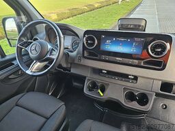 MERCEDES-BENZ ESPRINTER 320 L3H2 300KmWLTP