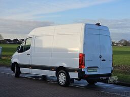 MERCEDES-BENZ SPRINTER 317 L2H2 LED MBUX10 RWD!