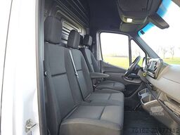 MERCEDES-BENZ SPRINTER 317 L2H2 LED MBUX10 RWD!