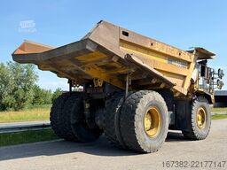 Komatsu HD605