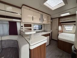 HOBBY Excellent 560 CFe *Top Zustand*1. Hand*