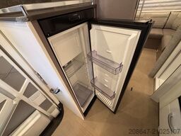 BÜRSTNER Lyseo TD 744 *Automatik*Winterpaket*RFK*