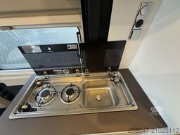 BÜRSTNER Eliseo C 642 *Schlafdach*Solar*AHK*Markise*