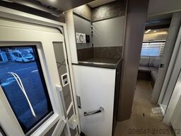 BÜRSTNER Lyseo TD 744 *Automatik*Hubbett*4.250 kg*