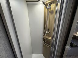 BÜRSTNER Lyseo TD 744 *Automatik*Hubbett*4.250 kg*