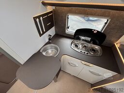 BÜRSTNER Lyseo TD 684 G *AuTark*Markise*Navi/RFK*SAT/TV*