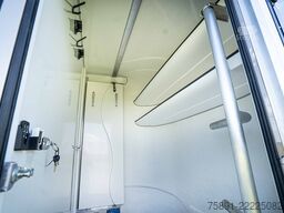 Dickenherr 2 Rampen Klima im Pferdeabteil Solar