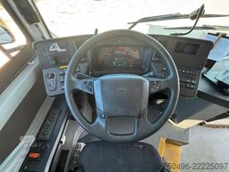 Volvo B8RLE 8900 4x2 AC / AUXILIARY HEATING