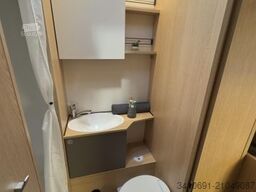 LMC Tourer Alkoven A 690 G 8G Auto Fahrradträger