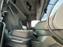 DAF XF 440 ONLY 399.500 KM SPACE CAB EURO 6 TOP COND