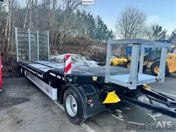 Fliegl DTS 300 Machinery Trailer – Hydraulic Ramps