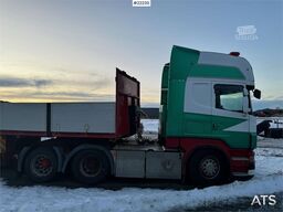 Scania R620 tractor unit with hydraulics