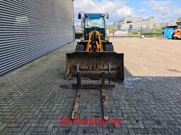 Schäffer 5470Z Bucket + Forks!