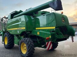 John Deere T660i