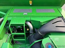 John Deere T660i