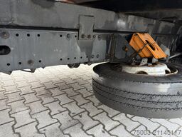 MAN TGL 8.240 4X2 BL Palfinger 7501