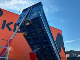 MAN TGX 35.480 8x4*4 BOX L=6456 mm