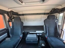 MAN TGX 35.480 8x4*4 BOX L=6456 mm