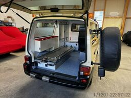 VW T4 2.5 KAT Syncro 4x4 lang 1. Hand!