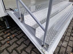 trailershop Eventtrailer mobile Bühne Messestand Neu