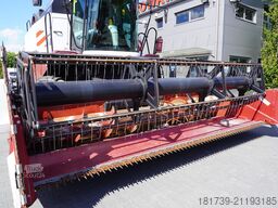 ROSTSELMASH VECTOR 425 RSM-101 grain harvester+Heade