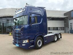 SCANIA R560 6X2-2
